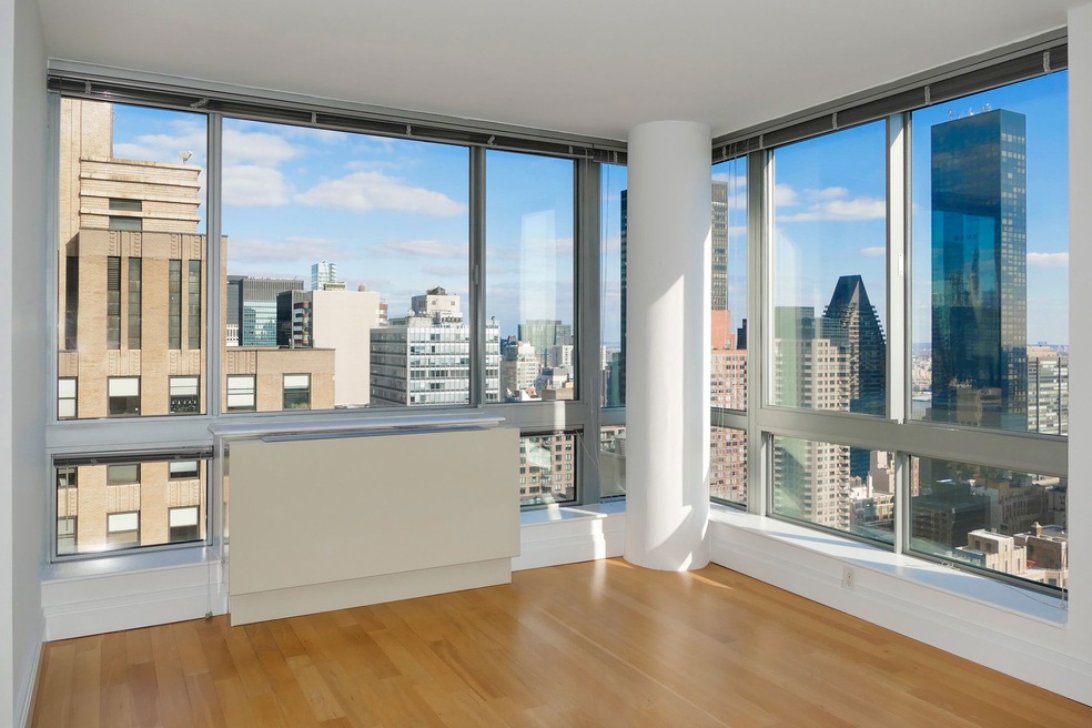150 E 44th St unit 38-C, New York, NY 10017 - photo 1