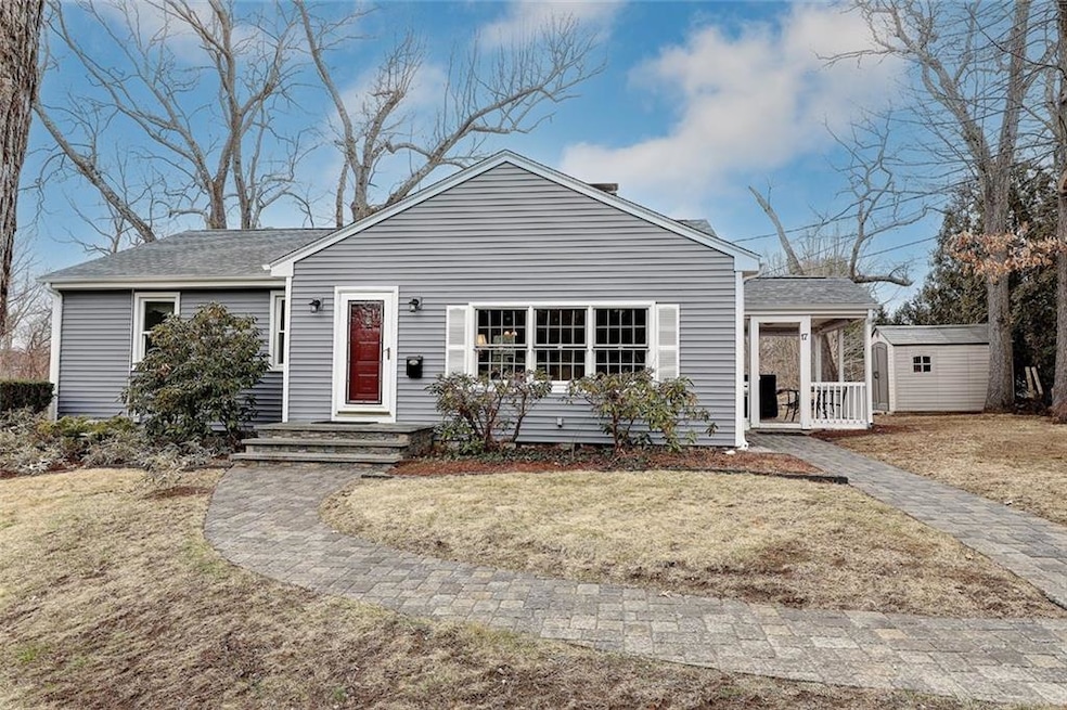 17 Hillside Ave, Barrington, RI 02806 - photo 1