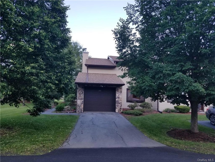 256 Heritage Ln, Monroe, NY 10950 - photo 1