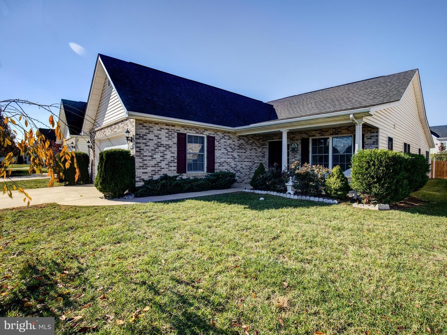 124 Spanish Oak Rd, Stephens City, VA 22655 - photo 1