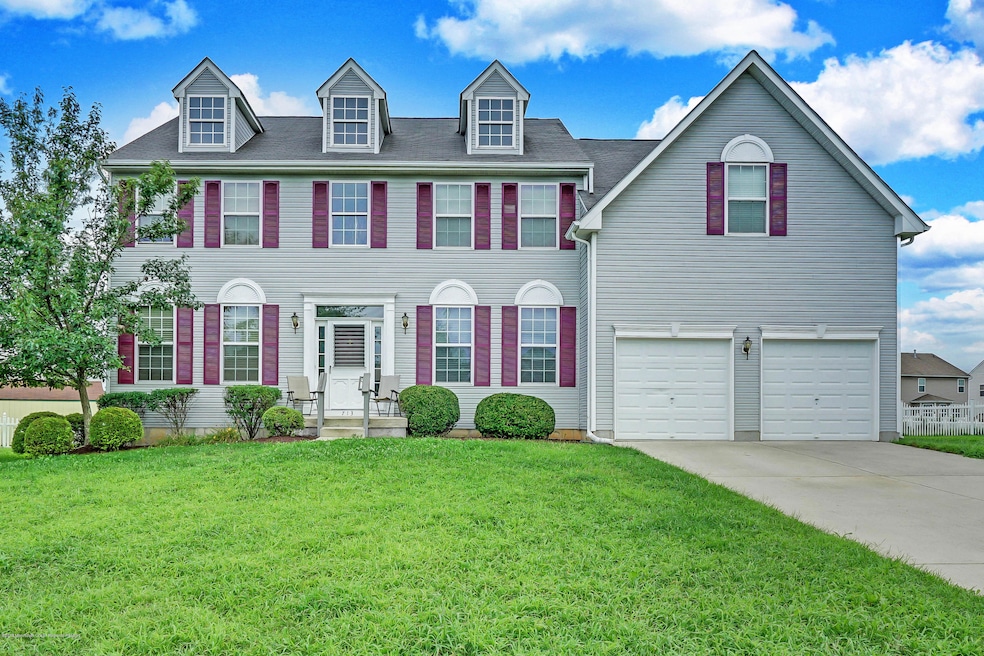 713 Meade Ct, Williamstown, NJ 08094 - photo 1