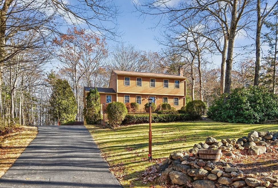 302 Ash St, Winchendon, MA 01475 - photo 1