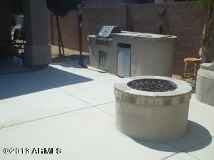 2011 32
