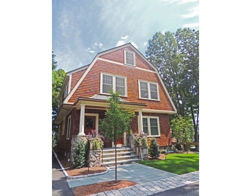 4 Dix St unit 4, Winchester, MA 01890 - photo 1