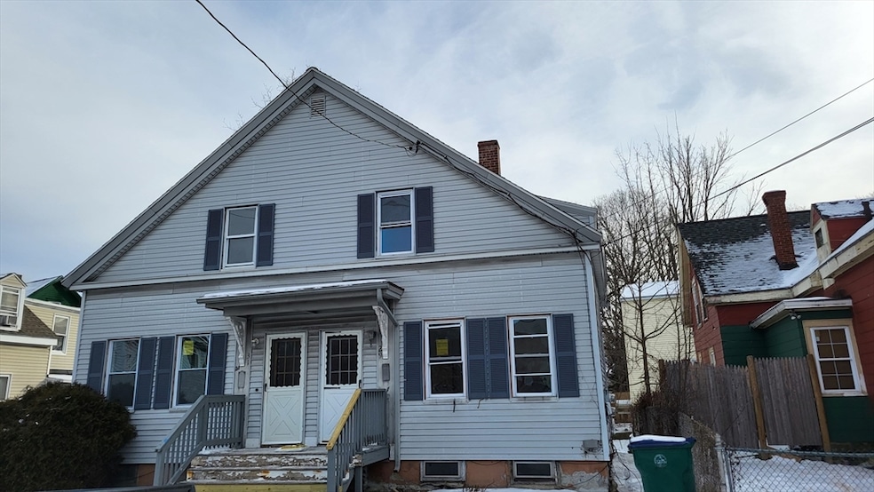 29 Alder St, Lowell, MA 01852 - photo 1