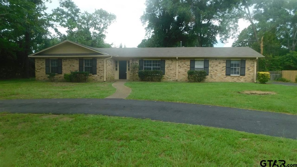 2717 2717 Patriot Dr, Tyler, TX 75701 - photo 1