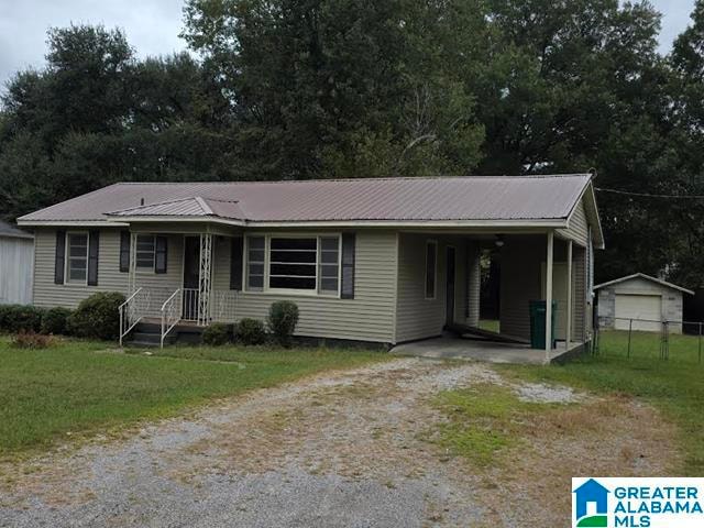 LOW MAINTENANCE VINYL SIDING