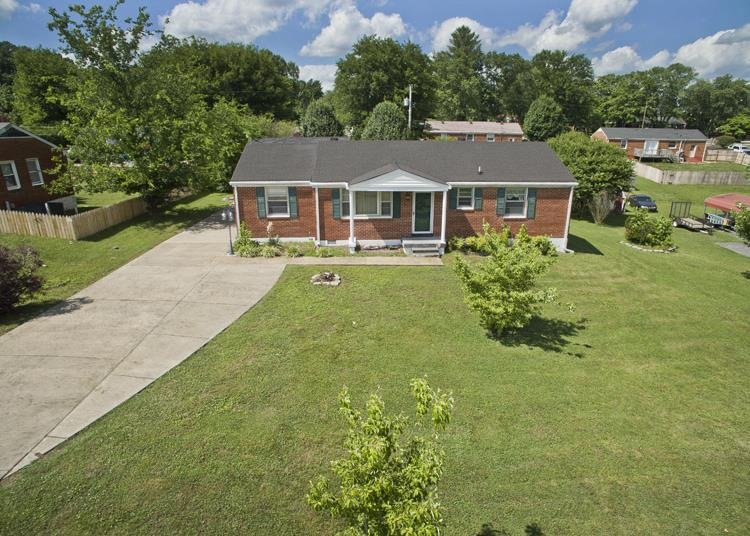 111 Greely Dr, Columbia, TN 38401 - photo 1