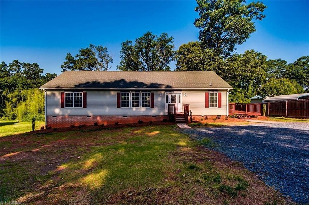 553 N Mccrary St, Asheboro, NC 27205 - photo 1