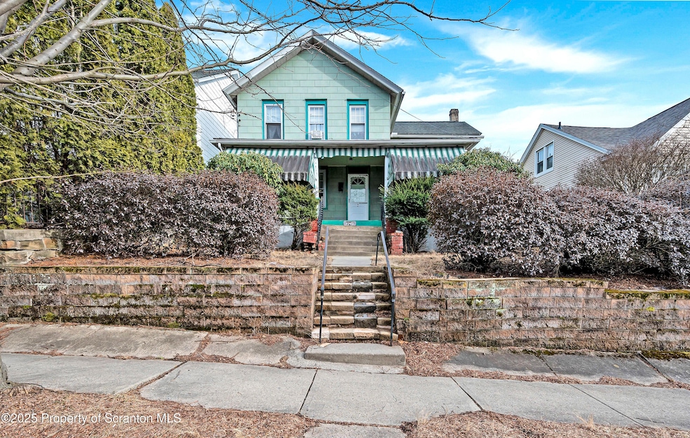 327 12th Ave unit 1, Scranton, PA 18504 - photo 1