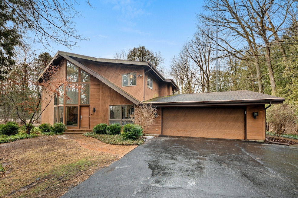 3132 Branch River Rd, Manitowoc, WI 54220 - photo 1