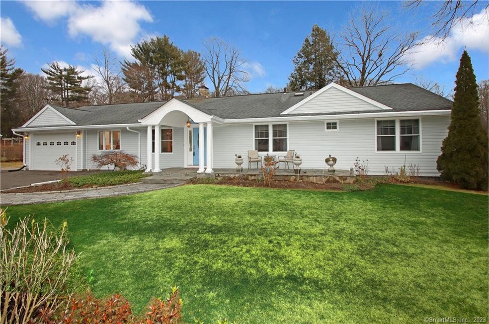 9 Arden Ln, Stamford, CT 06905 - photo 1