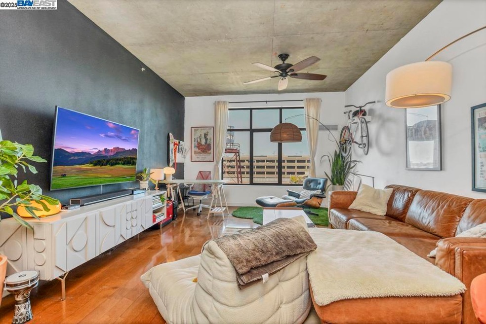 288 3rd St unit 612, Oakland, CA 94607 - photo 1