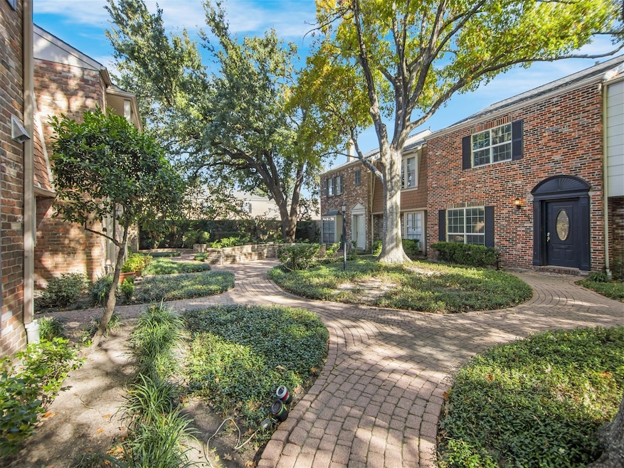 6440 Olympia Dr unit 86, Houston, TX 77057 - photo 1