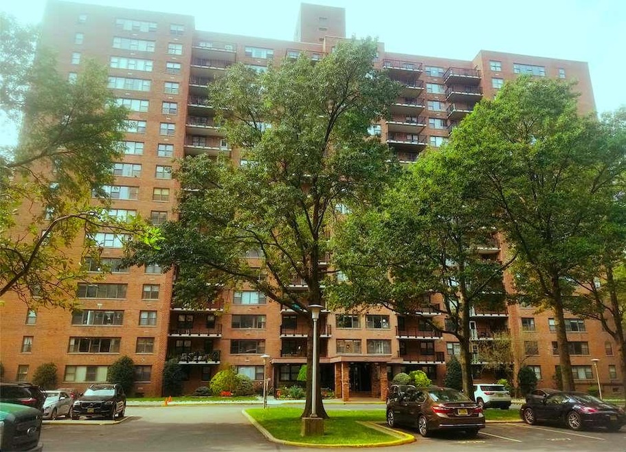 225 St Pauls Ave unit 15D, Jersey City, NJ 07306 - photo 1