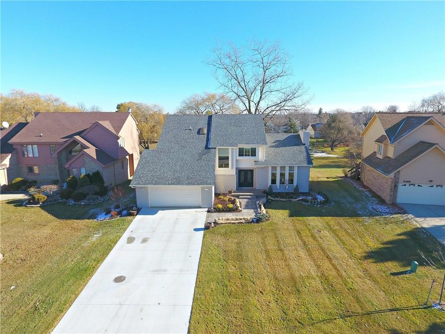 Maple Leaf Ct Front Aerial.jpg