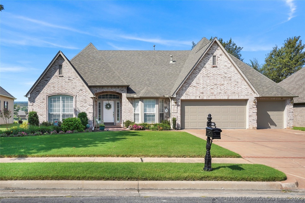 Fantastic Curb Appeal!