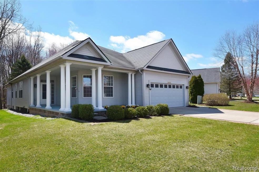 3866 Hillsdale Dr unit 90, Auburn Hills, MI 48326 - photo 1