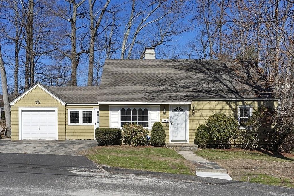 14 Meadow Ln, Worcester, MA 01602 - photo 1