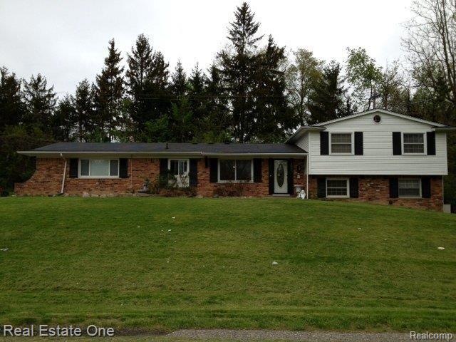 Exterior View of Property.JPG