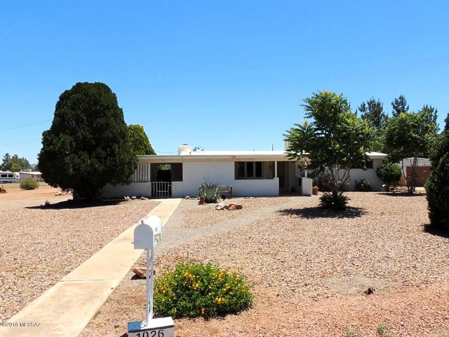 1026 E Justin Cir 00054