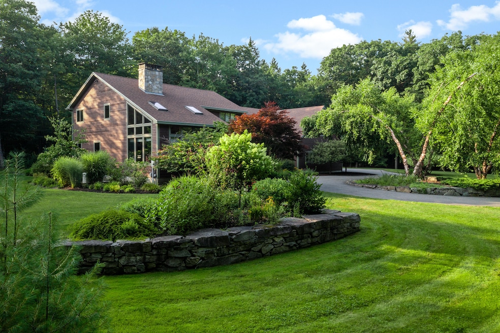 90 Hodsdon Rd, Pownal, ME 04069 - photo 1