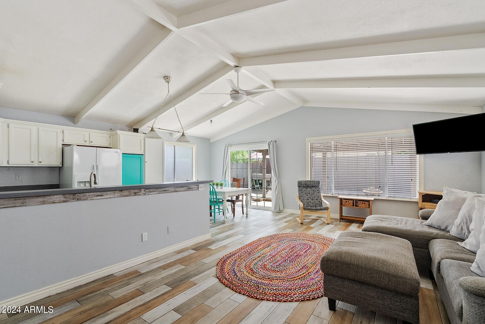 517 N Omaha Cir, Mesa, AZ 85205 - photo 1