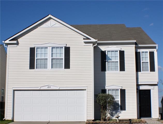 Beautiful 2-story home in Hallstead