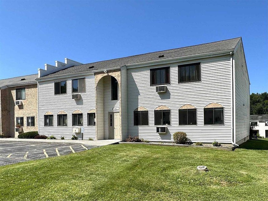 8 Scarborough Ln unit B, Wappingers Falls, NY 12590 - photo 1