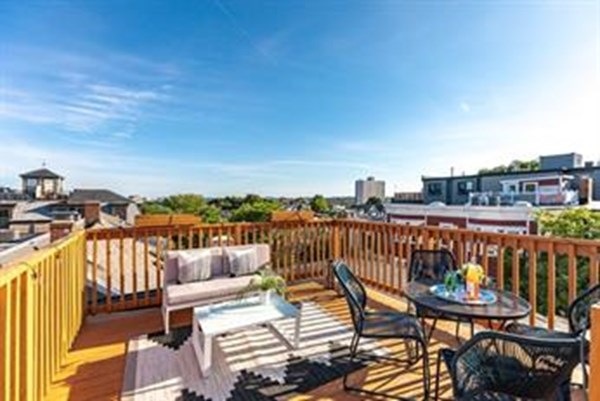 515 E 5th St unit 2, Boston, MA 02127 - photo 1