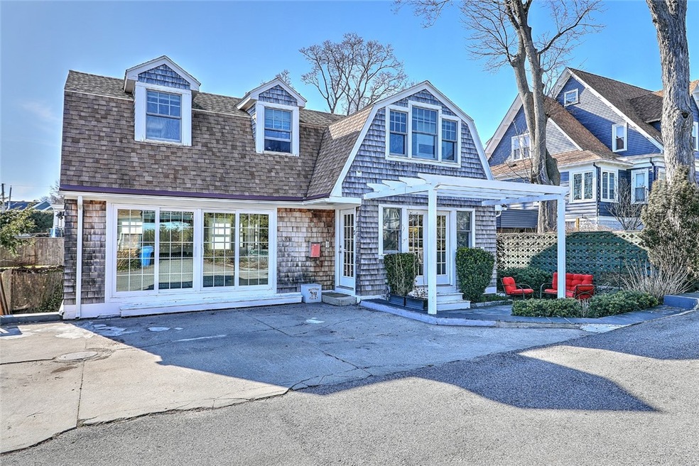 3 Sefton Dr, Cranston, RI 02905 - photo 1