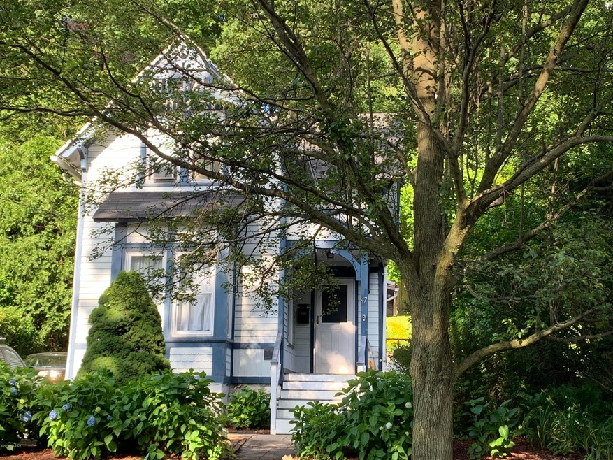 47 Pemberwick Rd, Greenwich, CT 06831 - photo 1