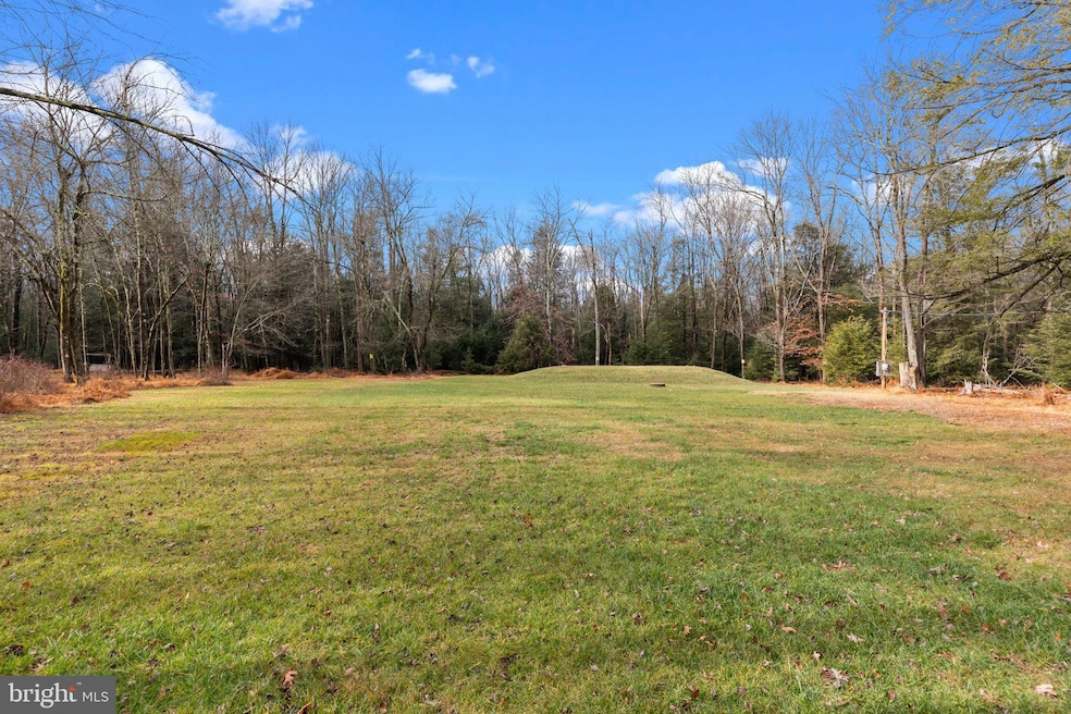 15 Navajo Rd, Penn Forest Township, PA 18210 - photo 1
