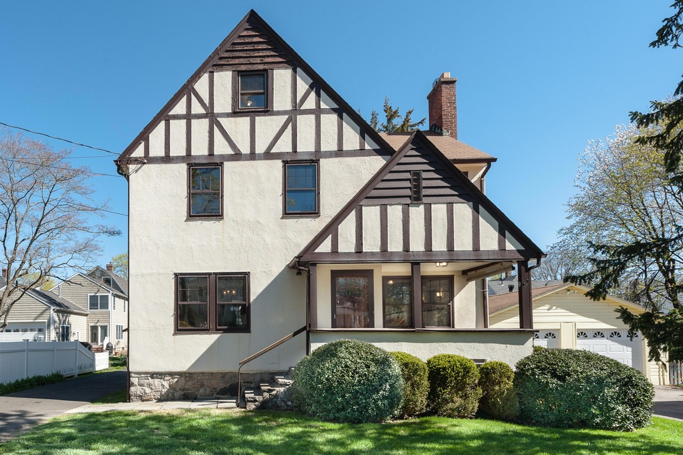 Front_5995