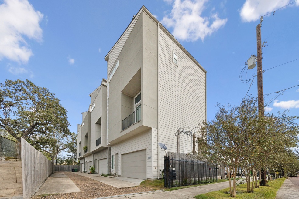 843 W 23rd St unit B, Houston, TX 77008 - photo 1