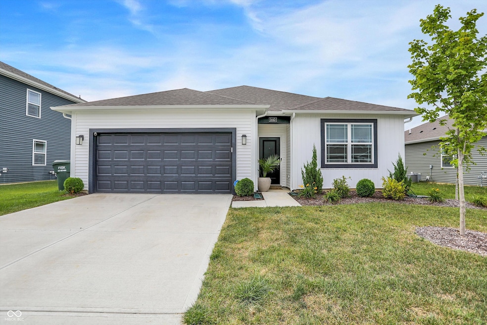 1443 Byron St, Greenfield, IN 46140 - photo 1