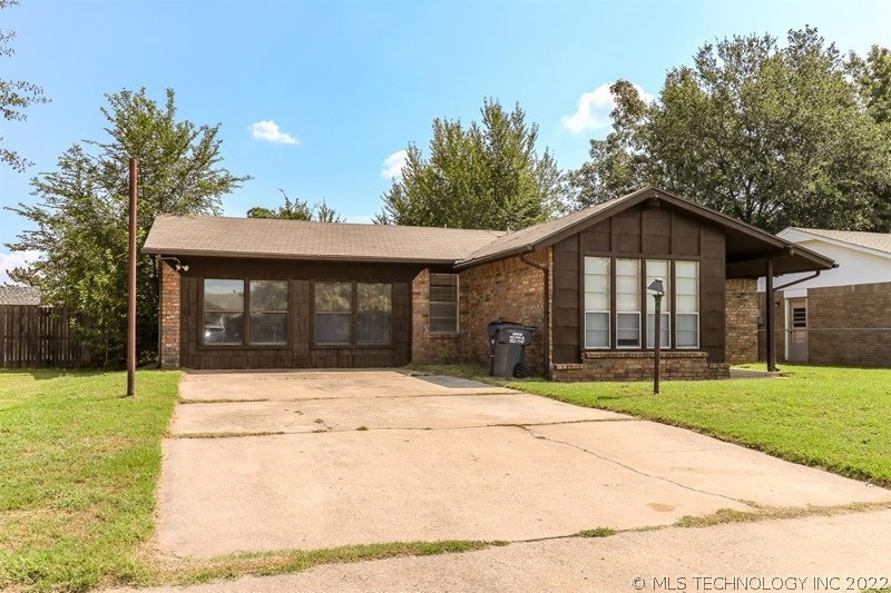 313 N Cedar St, Jenks, OK 74037 - photo 1