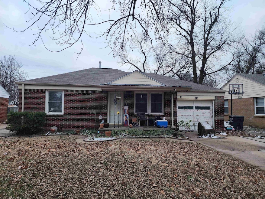 718 S Eastridge St, Wichita, KS 67207 - photo 1