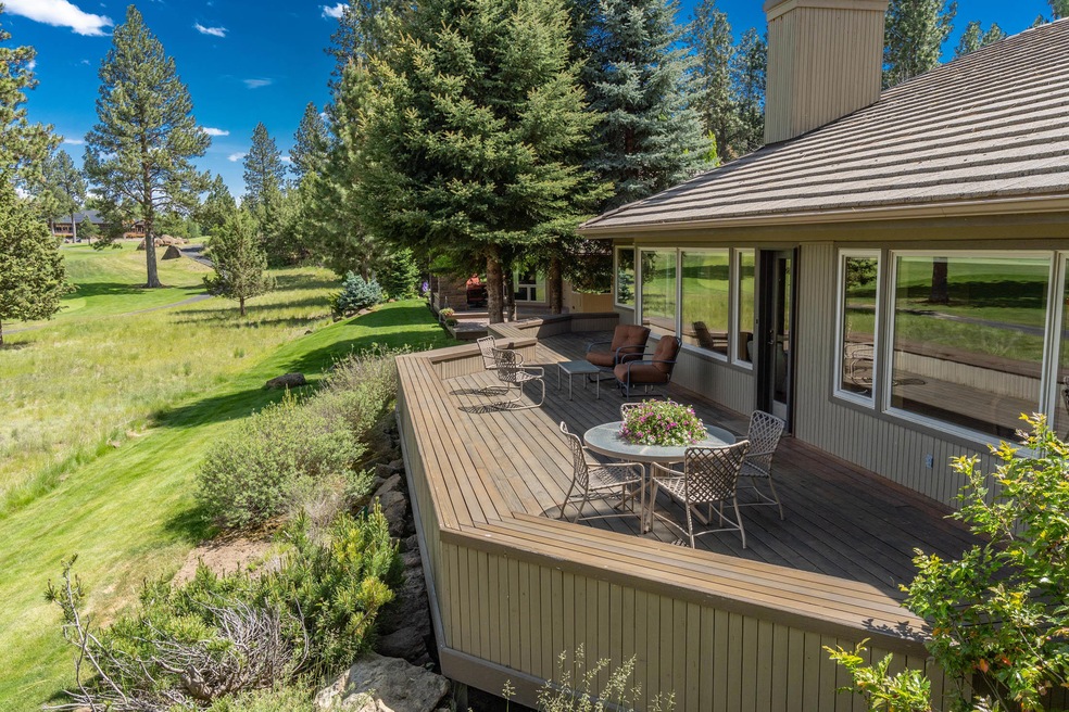 61848 Red Meadow Court, Broken Top