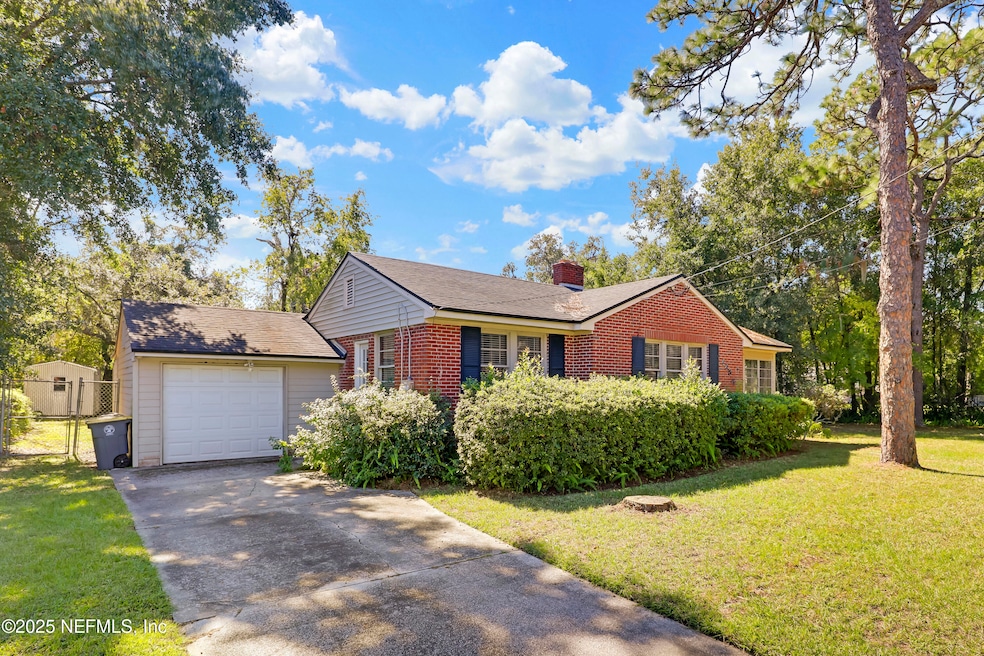 Under Contract $149,900 • Co-Listing Agent