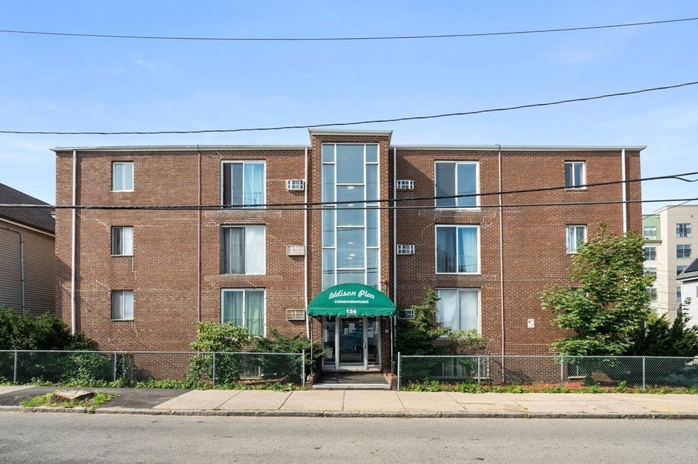124 Addison St unit 14, Chelsea, MA 02150 - photo 1