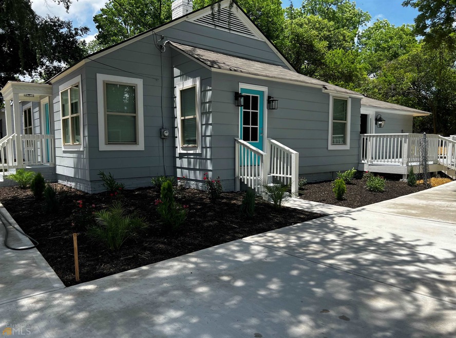 521 Villa Esta Cir, Macon, GA 31206 - photo 1