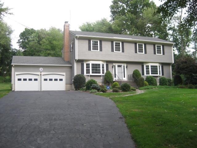 199 Putting Green Rd, Trumbull, CT 06611 - photo 1