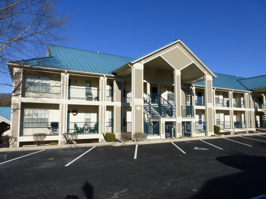 135 Upper Emerald Bay, Unit 13