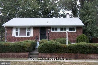 2254 Lewisdale Dr, Hyattsville, MD 20783 - photo 1