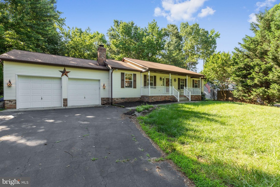 35755 Aviation Yacht Club Rd, Mechanicsville, MD 20659 - photo 1