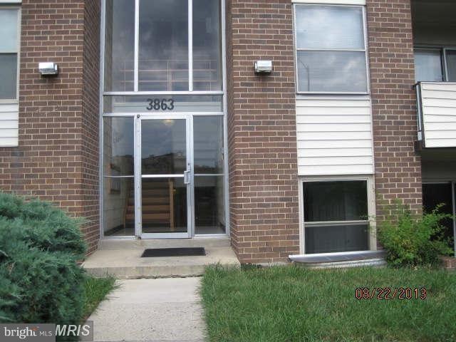 3863 St Barnabas Rd unit T, Suitland, MD 20746 - photo 1
