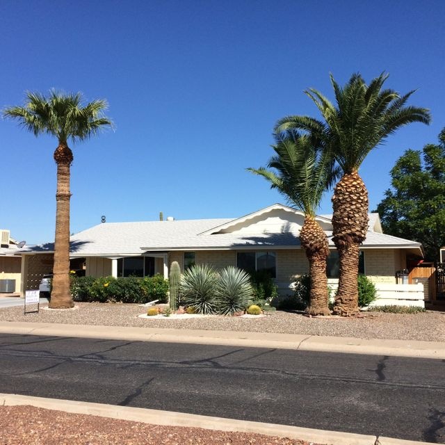 9940 W Peoria Ave, Sun City, AZ 85351 - photo 1