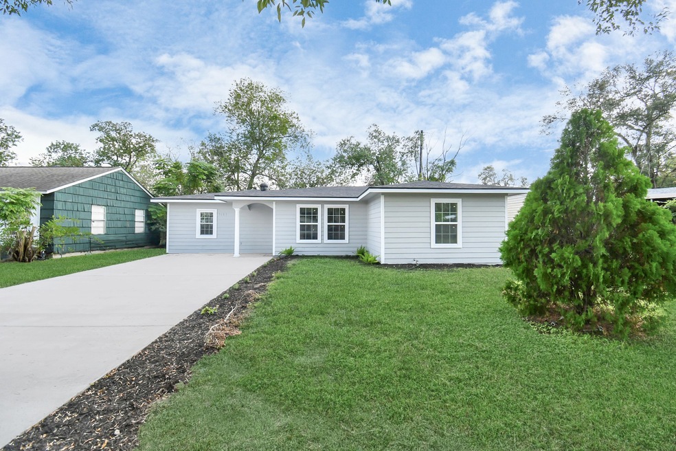 Welcome to 8109 Redfern.