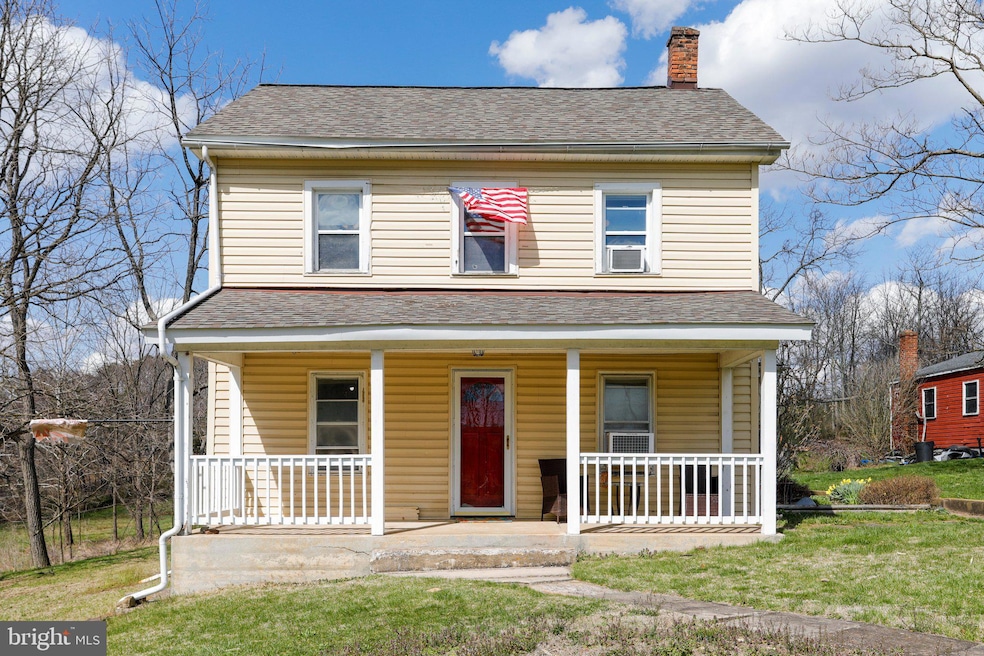 967 Winchester Grade Rd, Berkeley Springs, WV 25411 - photo 1